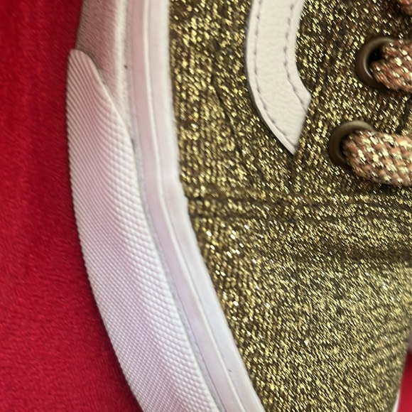Gold Vans unisex sneakers. Size 7/5.5. Pre-owned good condition. - Picture 6 of 6